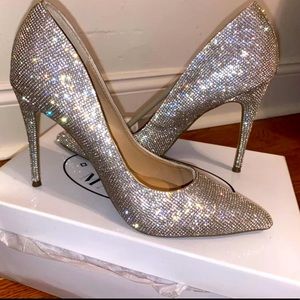 Steve Madden Daisie Heels